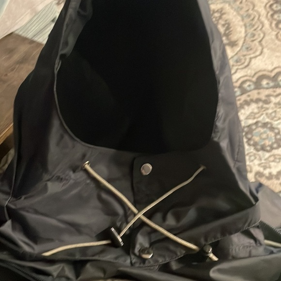CB sports Gore-Tex windbreaker - Picture 14 of 17